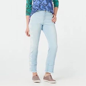 Lori Goldstein Jean with Bleached Effect (Plus)